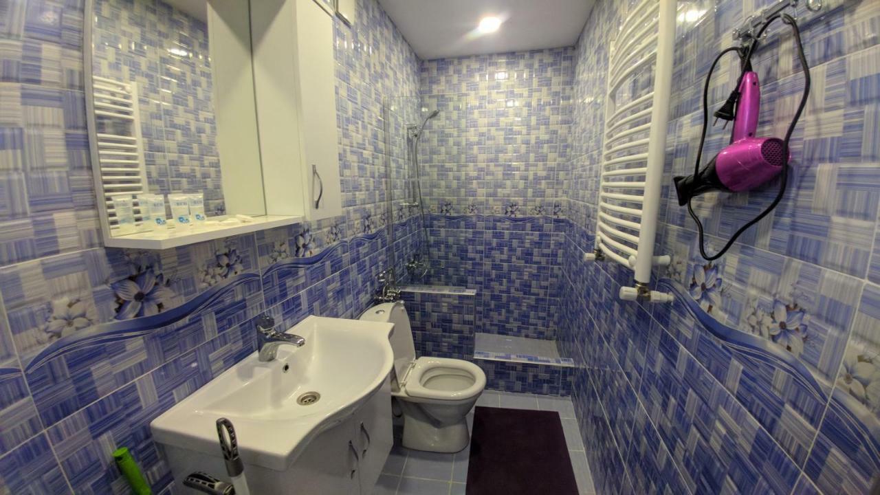 M&S Apartment At Old Tbilisi Buitenkant foto